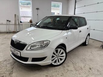 Škoda Fabia TSi PLNÁ SERVISKA 1.MAJITEL KLIMA  17 LITÁ KOLA