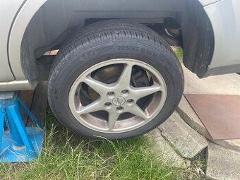 Ford Mondeo alu kola + pneu 16”