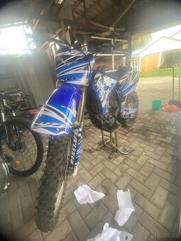 Prodám Yamaha YZ450F (2003)
