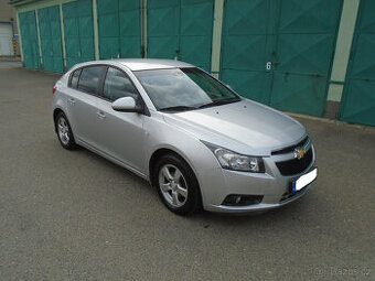 Chevrolet Cruze 1.6i 1.majitel ČR 99.000km