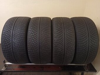 Michelin Alpin dvourozměrné 245/40R19 + 275/35R19