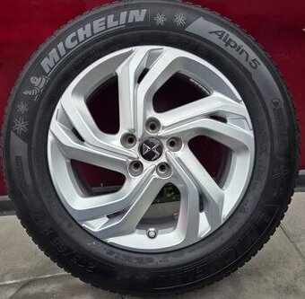 17" -HEZKÁ ZIMNÍ OBUTÁ ALU KOLA 5x108 CITROEN DS7