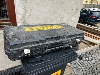Kuft dewalt