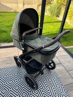 Joolz Day + Magnificent green