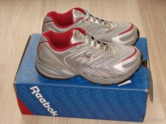 Sportovní boty zn. Reebok, vel.30,5 - NOVÉ