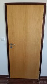 Prodám interiérové dveře SAPELI