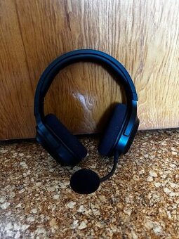 Razer Barracuda X – Bezdrátová herní sluchátka s mikrofonem