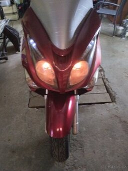skutr JONWAY GTS 125 bez nutnosti přepisu