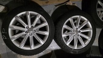 originál kola Audi se zimními pneu Michelin 255/45 R19