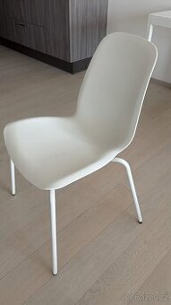 Židle kuchyňská, plast, bílý/trubkový kov