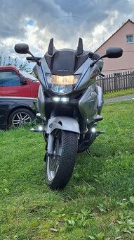 Honda Deauville nt 700