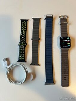 Apple Watch 4 44mm - 1