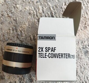 Tamron SP AF TELE-CONVERTOR pro Canon.