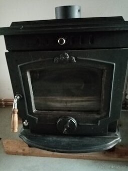 Krbová kamna s výměníkem 3 / 6 kW