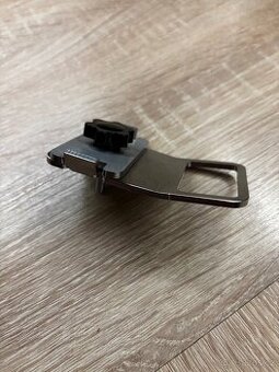 Pomůcka do pátých dveří