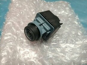 Nová přední kamera Mercedes Benz GLS, ML, GLE atd