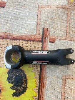 Představec FSA / nastavitelný