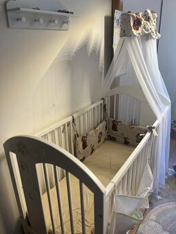 Dětská postýlka s příslušenstvím