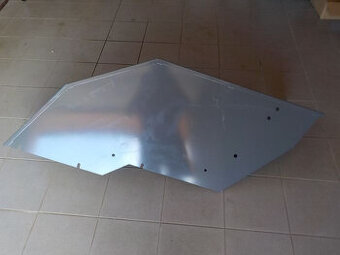 Blatníky zadní na Zetor 5211-7745 - základní barva