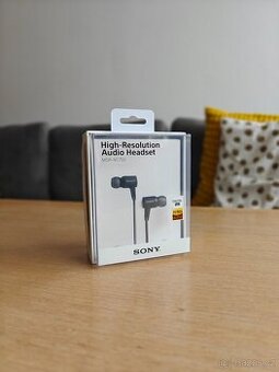 Sony MDR-NC750 s noise cancelling