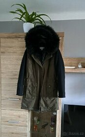 Nádherná bunda s kapucí s kožíškem Rick Cardona - 1