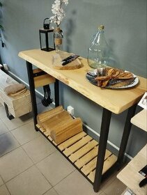 Dřevník - barový stolek