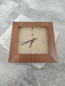 Nové dřevěné hodiny TIMEMASTER - 1