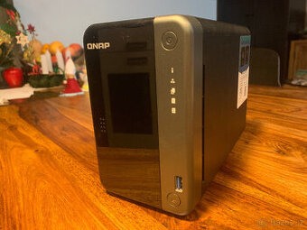 NAS QNAP TS-253D – 2 šachty, rozšířená RAM