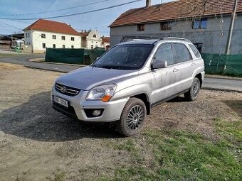 Kia SPORTAGE 4x42.0 benzín 104kw 2009 - náhradní díly z vozu
