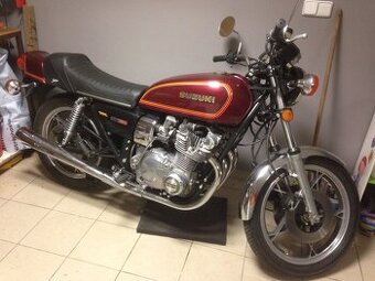 Suzuki GSX 750