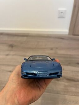 Maisto 1:24 modely aut Porsche 911 Carrera + Corvette