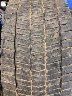 Pneu 315/70 R22,5
