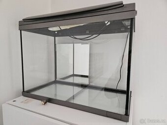PRODÁM Akvárium 60 x 30 x v40