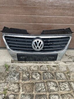 Maska na Passat B6