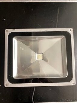 Predam Led RGB svietidlo - 1