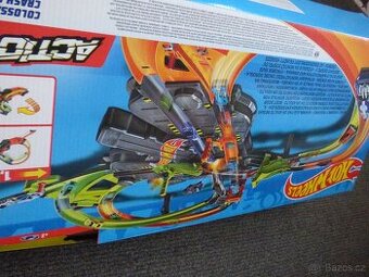 Hot Wheels Obrovská bouračka