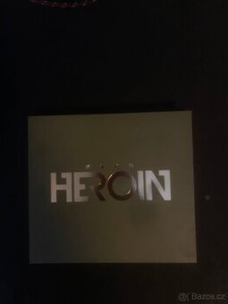 Momo Hero cd