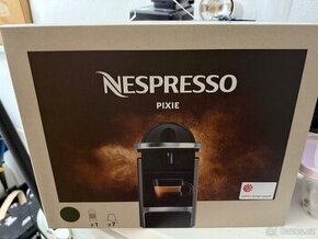 Nespresso kávovar PIXIE barva titan