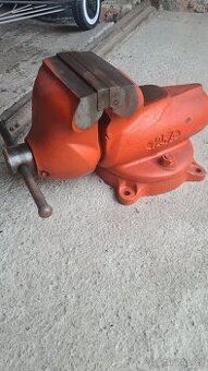 Svěrák 125A