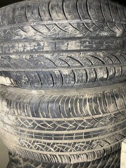 Letni pneu 235/55 r17