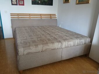 DARUJI / manželská postel 180x200