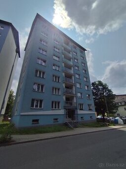 Pronájem bytu 1+1 v ulici Dlouhá, AŠ