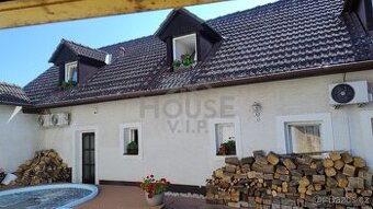 Prodej rozsáhlé usedlosti, 203 m2 na pozemku 1161, Hýskov, o