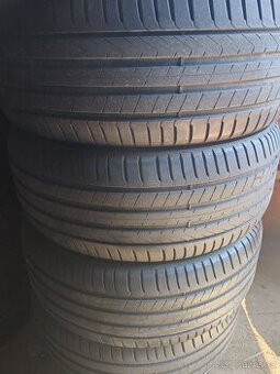 255/45/19 Pirelli