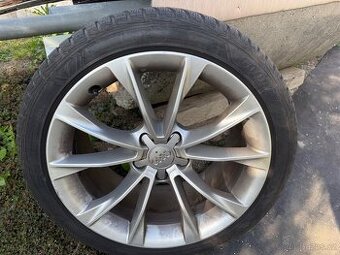 Originál Audi R18 8,5Jx18 ET29, 245/40 - zimní pneu