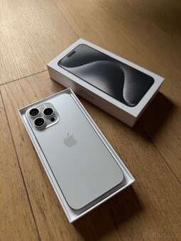 Apple iPhone 15 Pro Max 256GB bílý