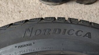 Prodám zimní pneu Matador 205/55 /R17
