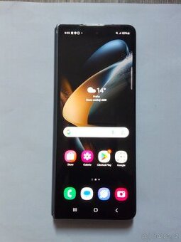 Samsung  fold 4