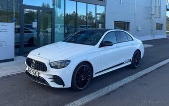 Mercedes E220d 4MATIC, AMG, 1.majitel, 2021 - 1
