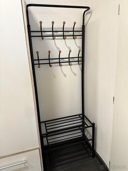 Věšáková stěna černá kovová 187x67x33